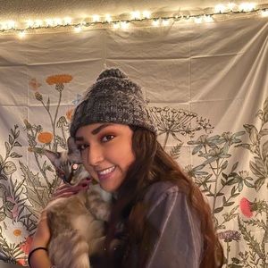 Meet your Posher, Samantha